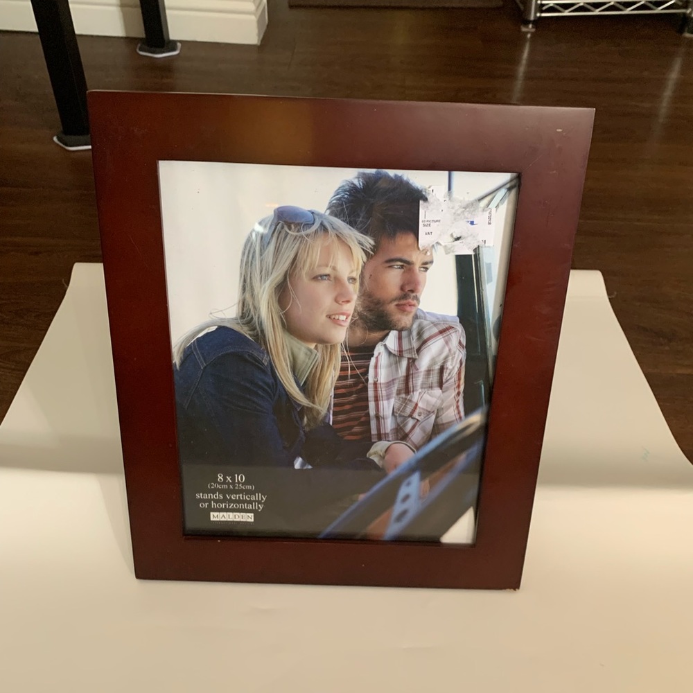 8” X 10” Stands Vertically or Horizontally Malden Wood Classic Collection Frames